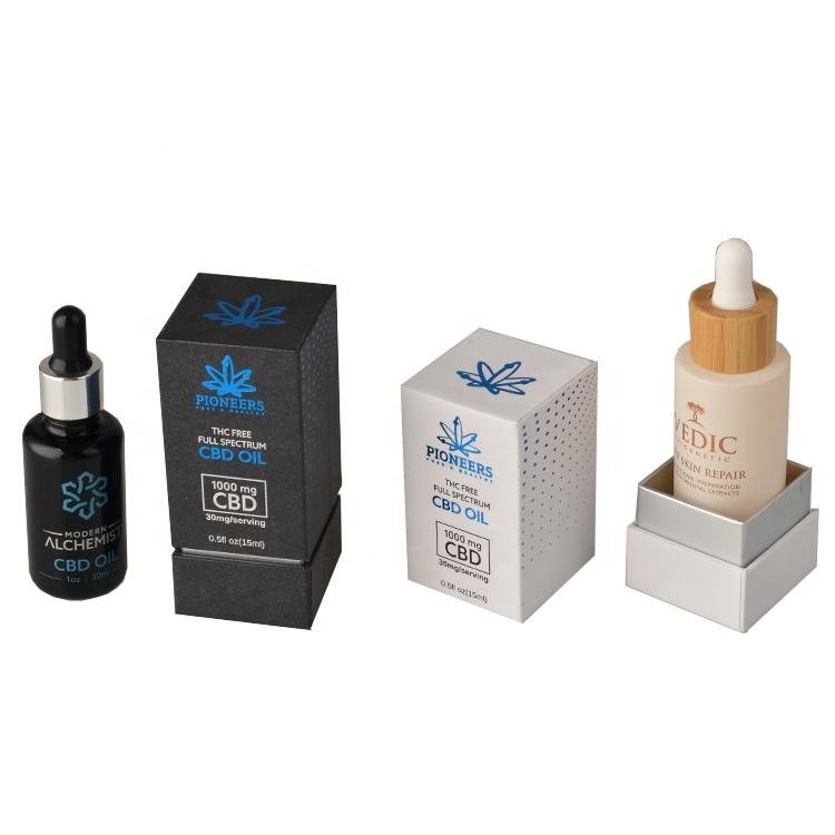 Premium Custom Logo Printed Clothing Packaging by maikong 5 Premium Custom Logo Printed Clothing Packagin 1130